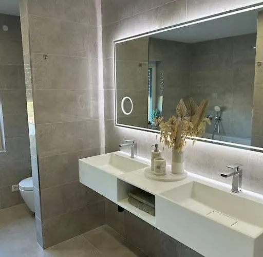Luxury Apartment Marz